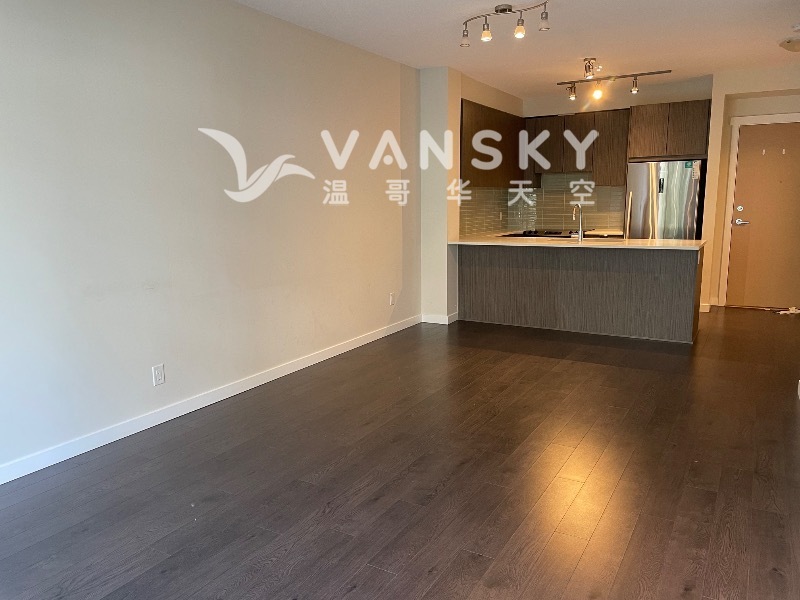 250730120359_living room-2.jpg